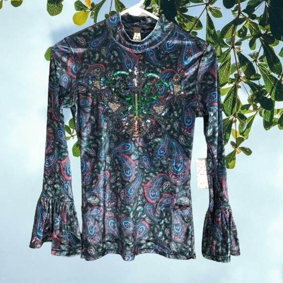 NWT - Free People WE THE FREE Velvet Paisley L'Amour bell sleeve top Size: XS - Picture 3 of 6